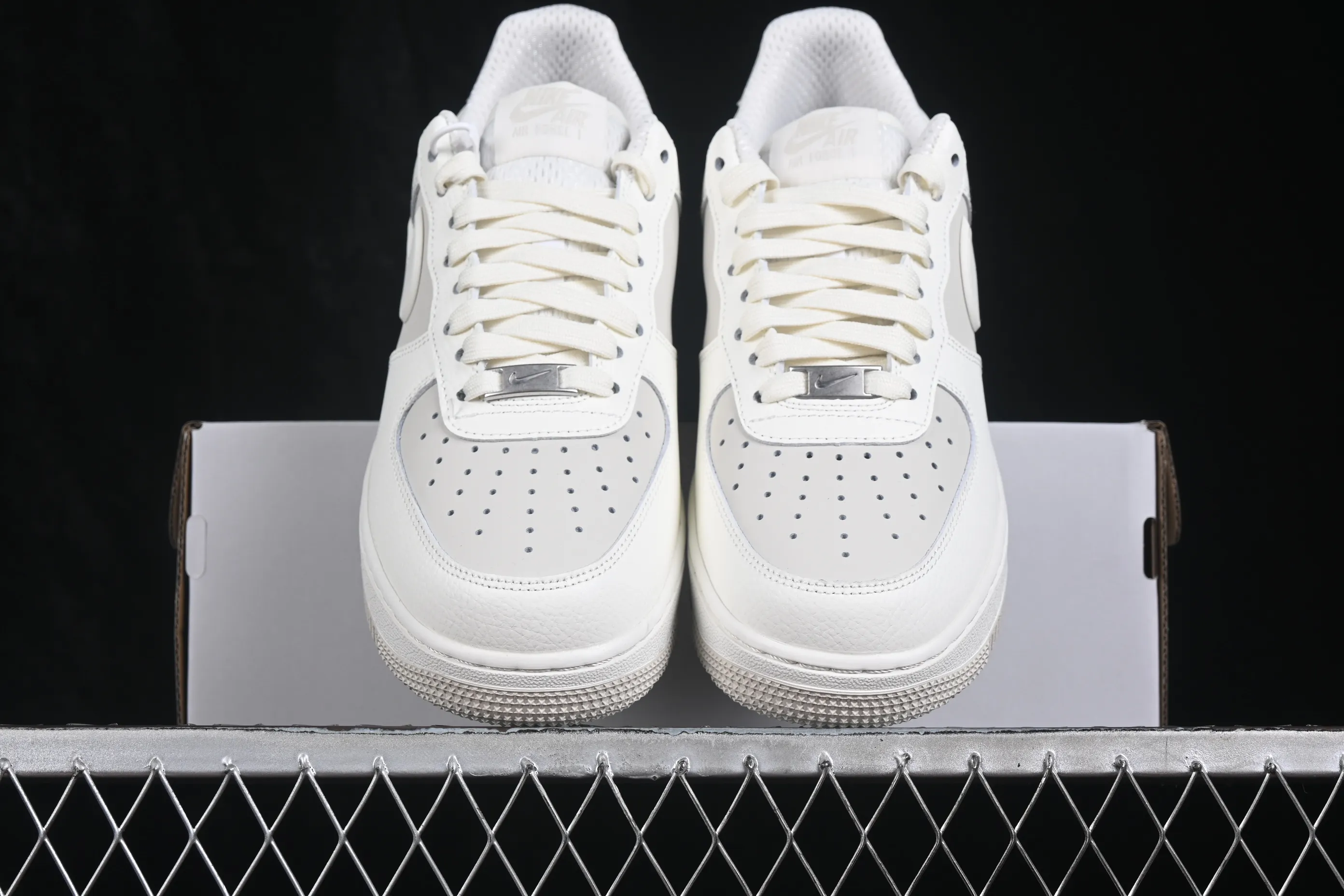 All categories Nk Air Force 1 Air Force series Nk Air Force 1 Low Air Force low-top Nike Air Force 1'07 Low Air Force 1 low-top casual sneakers IR1475-133
